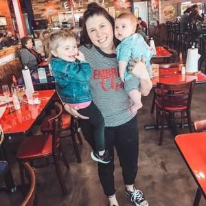 Meet your Posher, Casey